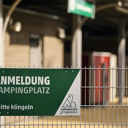 Am Schwanenteich Camping *