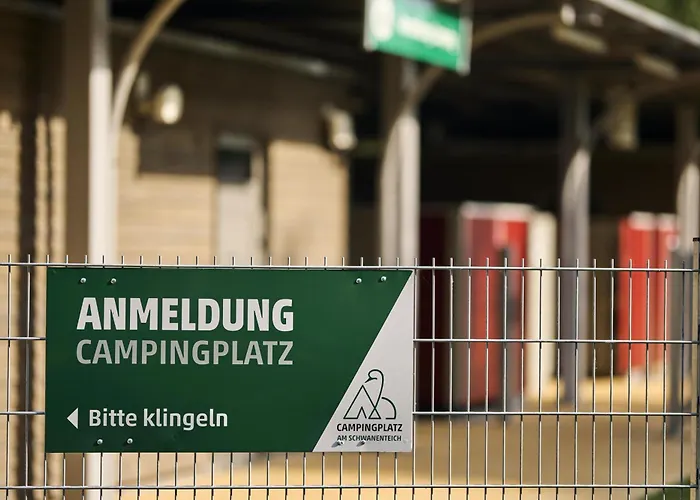 Am Schwanenteich キャンプ場 *